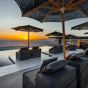 4* מלון Tagoo Black Mykonos