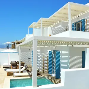 νumi Boutique Hotel